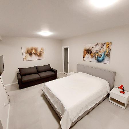 Tirana City Center Apartment Exteriör bild