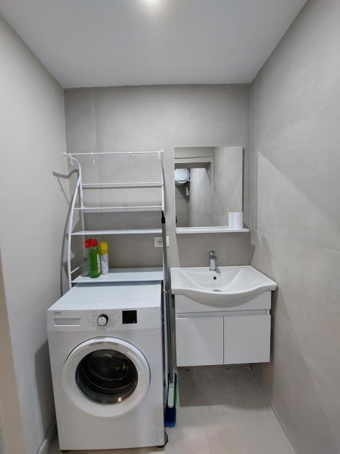 Tirana City Center Apartment Exteriör bild