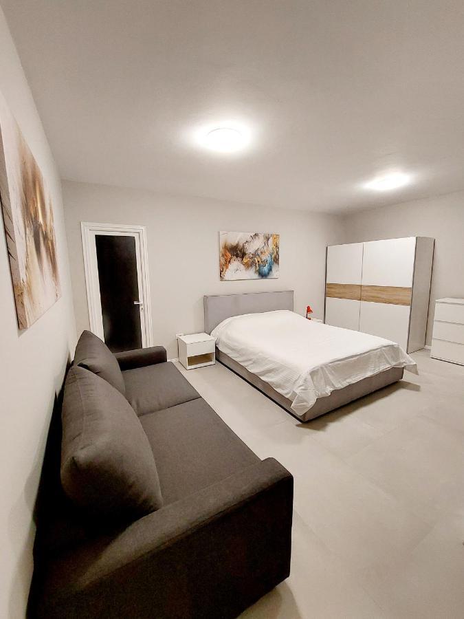Tirana City Center Apartment Exteriör bild